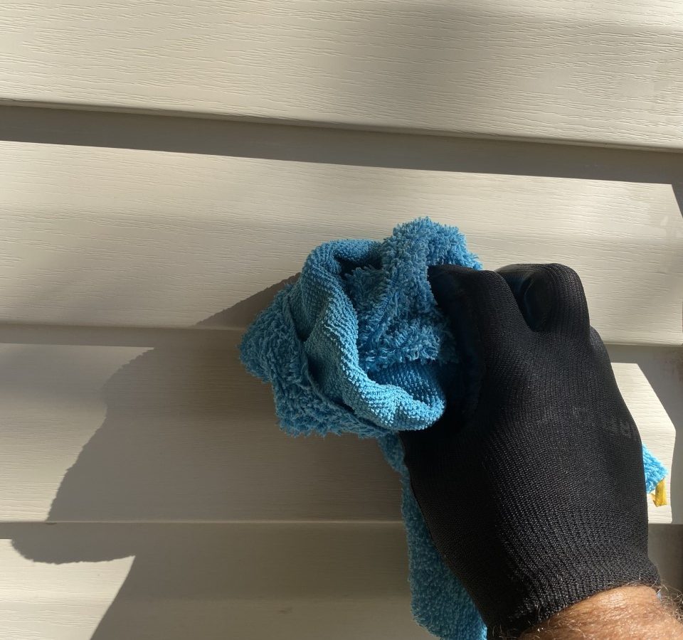 Clean Vinyl Siding Attention to detail Power Washing Columbus Ohio
